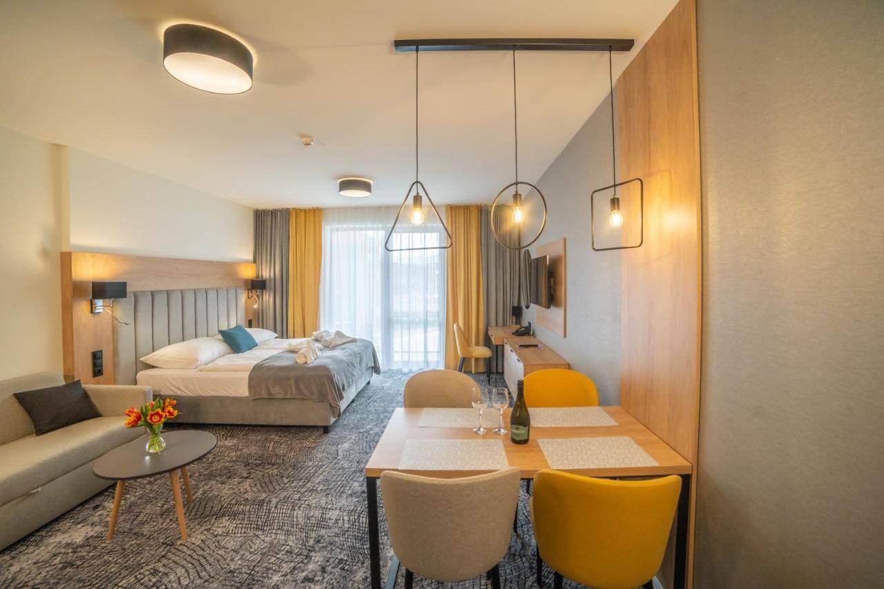 Lux apartmán v hoteli Akvamarín Bešenová Besenova Exterior foto