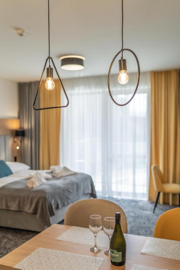 Lux apartmán v hoteli Akvamarín Bešenová Besenova Exterior foto
