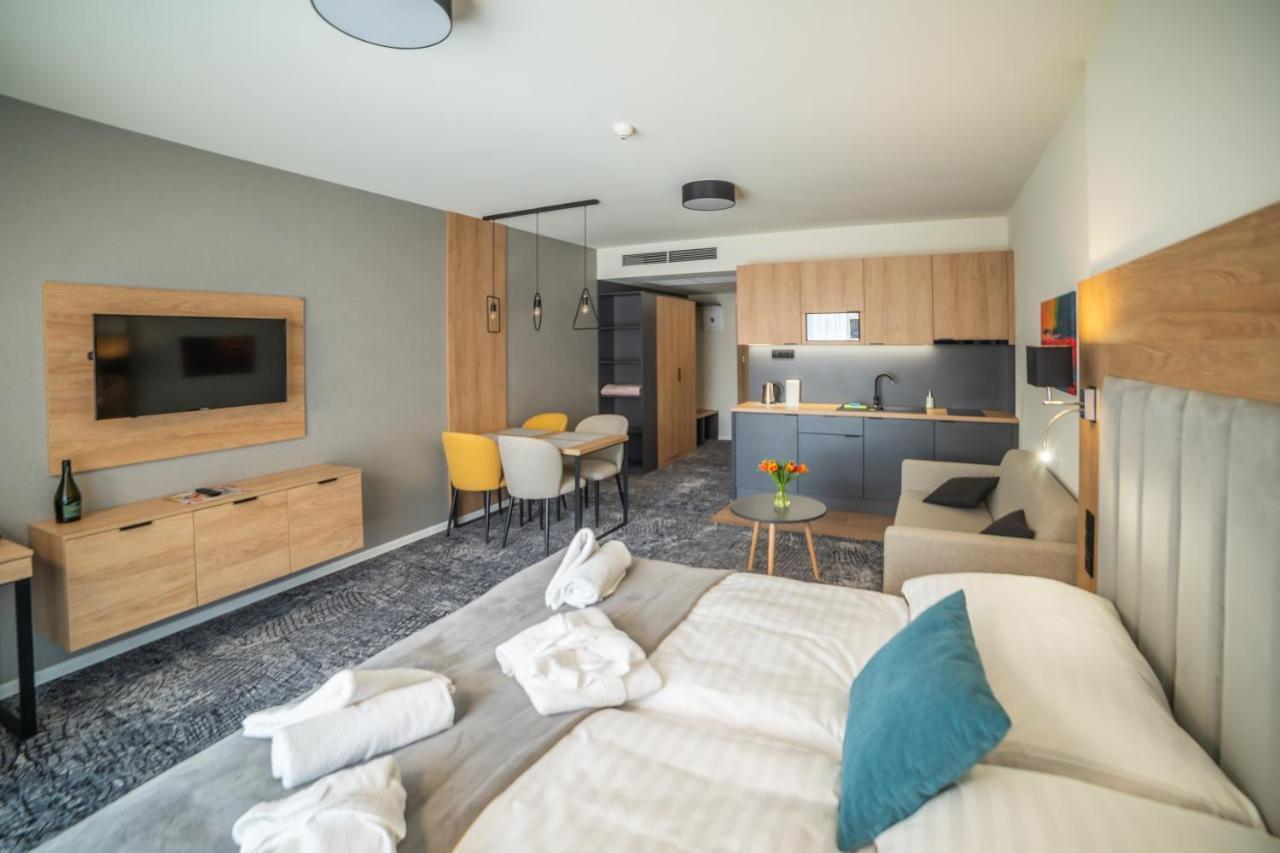 Lux apartmán v hoteli Akvamarín Bešenová Besenova Exterior foto